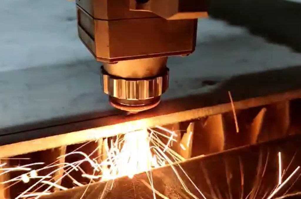 Proektuvannia ta vyhotovlennia detalej z lystovoho metalu
