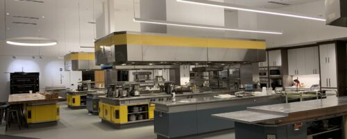 Професійна кухня з нержавіючої сталі